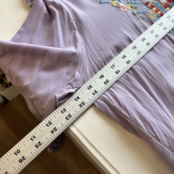 Bohemian Lavender Embroidered Top Blouse Womens Large Purple V Neck Rayon - Picture 5 of 9